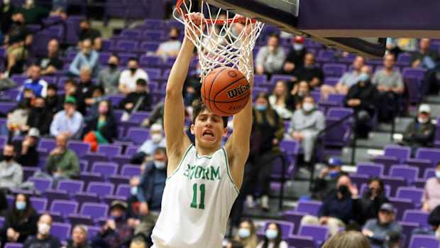 Summit Mountainside boys basketball Dan Brood 1